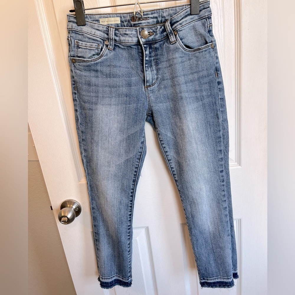 Kut from the Kloth | Reese Ab Ankle Straight | Motive wash | 0P